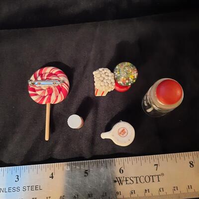 Miniature Dollhouse Items Lot of 6