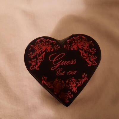 Guess Ring NIB