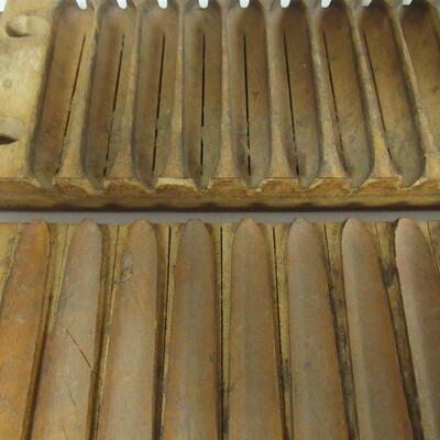 Nice Antique Cigar Mold, Perlu-Vorm Helmond, Holland