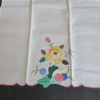 Pretty Vintage Kitchen Towel