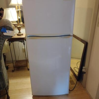 Magic Chef Refrigerator