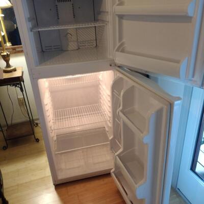 Magic Chef Refrigerator