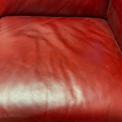 D1- Beautiful Leather Loveseat