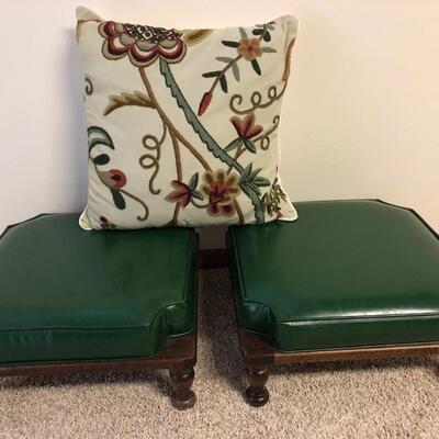 B12 - Awesome stacking vintage ottomans/floor seats & pillow