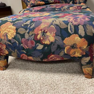 B16-Floral arm chair with ottoman and artwork