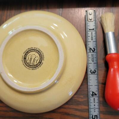 Brush and Plate Set