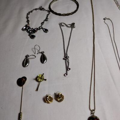 Ladies Jewelry