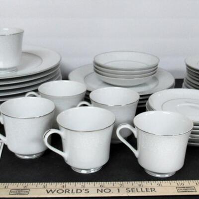 Beautiful Love Lace Fine China Dish Set