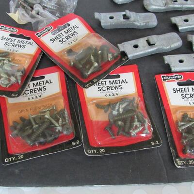 Lot of Mislabeled Screws and Shelf Hardware