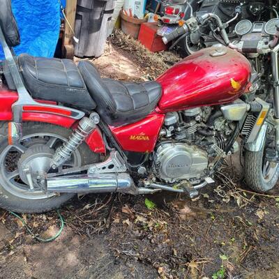 1986 Honda Maxim