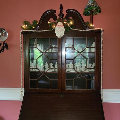 Lot 403: #900 Mahogany Antique Secretary Desk, Book/Display Cabinet