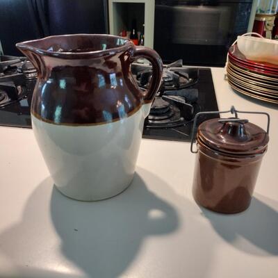 2 Pieces of Pottery