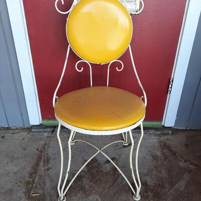 Vintage Ice Cream Table and Chairs Set