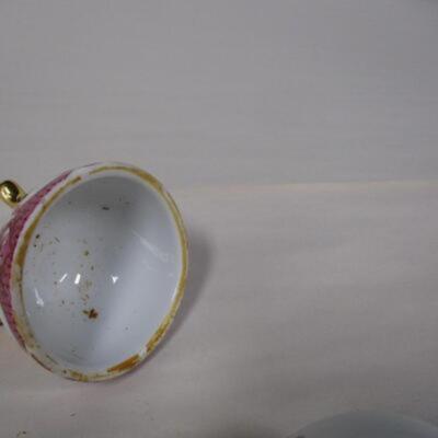 Trinket Boxes & Eggs - 1 Trinket Box Plays Music