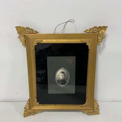 .96. Gilded Gold Frame with Photo | c. 1900