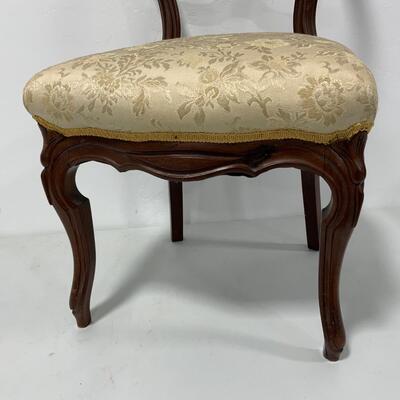 .97. Balloon Back Chair | Carved Walnut | c. 1860