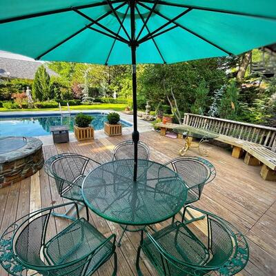 MID CENTURY MODERN RUSSELL WOODARD ARNOLD PALMER PATIO SEVEN CHAIRS AND TABLE