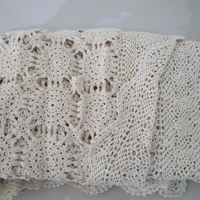 #2 Natural colored crocheted tablecloth and white tablecloth