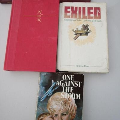 #6 Vintage John F. Kennedy and W.C. Fields Biographies and historical movie books
