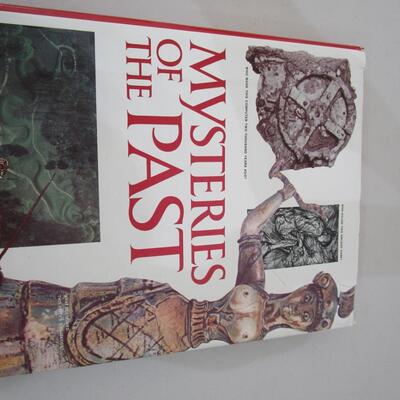 #13 Mysteries of the past  book and Cleopatra program