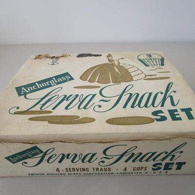 #24 Vintage Anchorglass serva-Snack