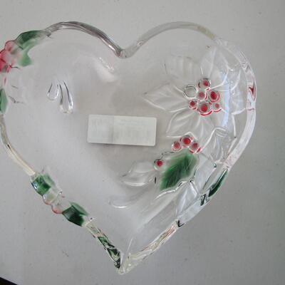 #26 Decorative serving dishes