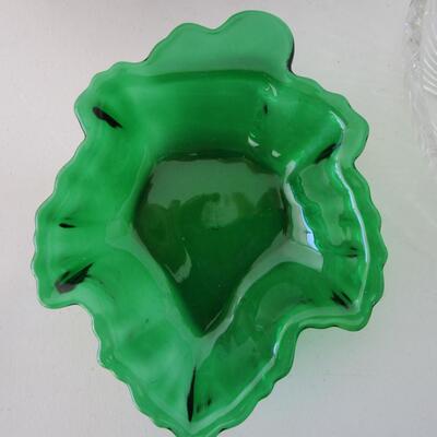#26 Decorative serving dishes