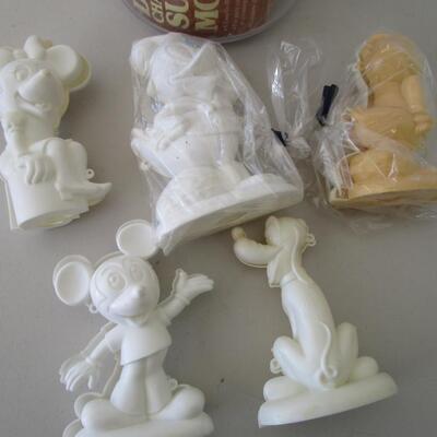 #28 Disney 5 sugar molds