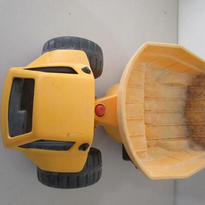 #46 Vintage Little Tikes dump truck