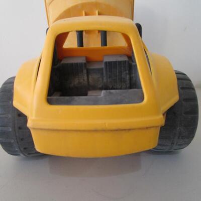 #46 Vintage Little Tikes dump truck