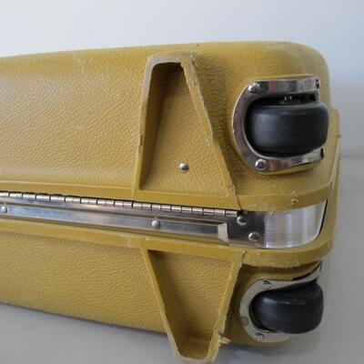#47 Vintage JCP by Samsonite Aspen suitcase