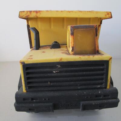 #48 Vintage Tonka Dump Truck