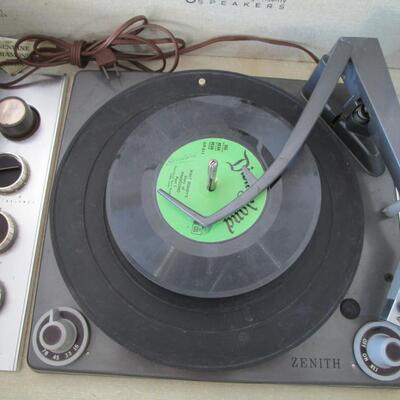 #51 Vintage Zenith stereo