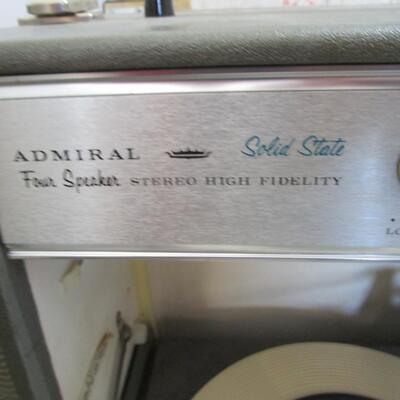 #52 Vintage Admiral Four speaker stereo high fidelity