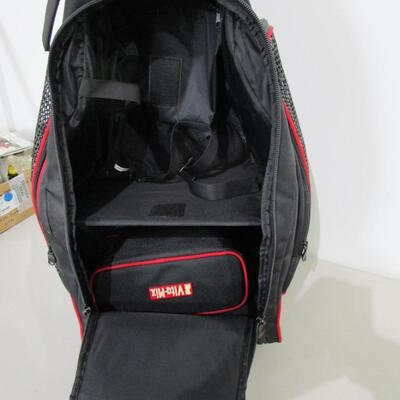 #72 Vitamixer rolling case with small bag
