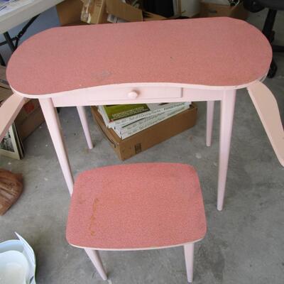 #73 Vintage Pink dressing table with stool