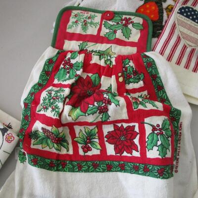 #74 Dish towels and oven mitt, canvas bags