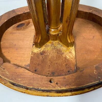 .103. Cottage Victorian Oval Table | c. 1870