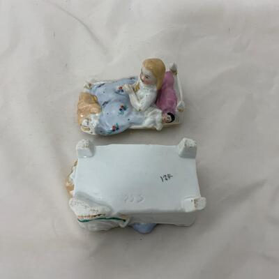 .113. â€œThe Childâ€™s Prayerâ€ Trinket Box | c. 1870