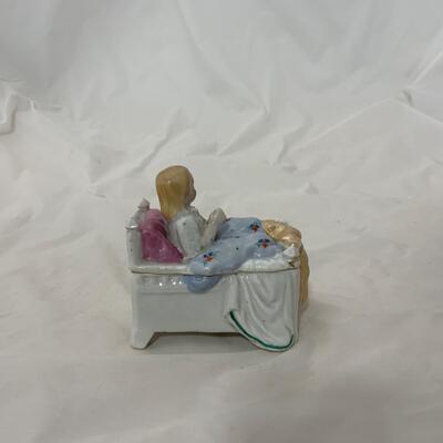 .113. â€œThe Childâ€™s Prayerâ€ Trinket Box | c. 1870