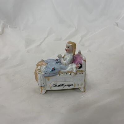 .113. â€œThe Childâ€™s Prayerâ€ Trinket Box | c. 1870