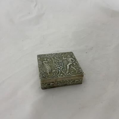 .133. Sterling Silver Trinket Box