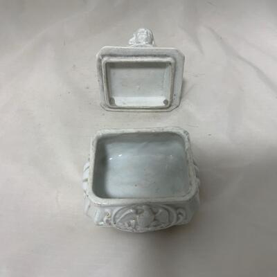 .147. Rare Find | Franklin Porcelain Trinket Box | c. 1860