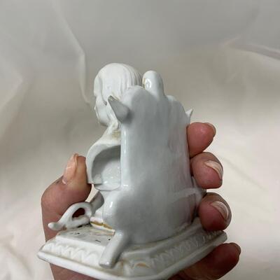 .147. Rare Find | Franklin Porcelain Trinket Box | c. 1860