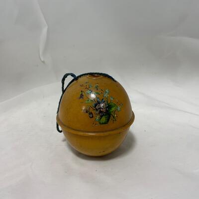 .148. Scottish Wooden Tatting Ball | c. 1890