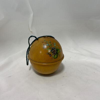 .148. Scottish Wooden Tatting Ball | c. 1890
