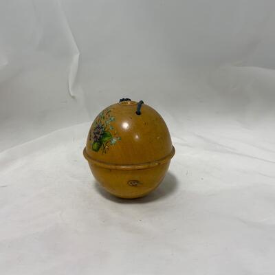 .148. Scottish Wooden Tatting Ball | c. 1890