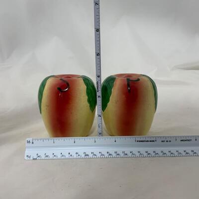 .183. 1930s Apple Kitchen Suite