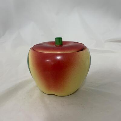 .183. 1930s Apple Kitchen Suite