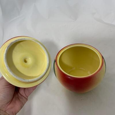 .183. 1930s Apple Kitchen Suite